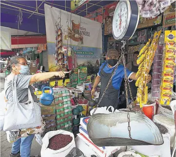  ?? ?? Impacto. El incremento en los precios de los alimentos es uno de los factores que más ha impactado el bolsillo de la población.