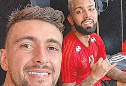  ?? REPRODUÇÃO DA INTERNET ?? Reforços do Flamengo, Arrascaeta e Gabigol treinaram no sábado e ontem, no Ninho do Urubu