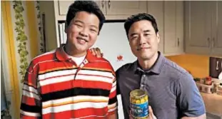  ?? BYRON COHEN/ABC ?? Randall Park, right, and Hudson Yang play father and son in “Fresh Off the Boat,” in its sixth and final season.