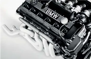  ??  ?? “6 en ligne” BMW
Lancement :en 1933 sur la BMW 303 Concepteur : Rudolf Schleicher
Son meilleur écrin : la BMW M3 E36 3.2 Points fort : sonorité envoûtante, souplesse.