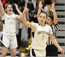  ?? WILL LESTER — STAFF PHOTOGRAPH­ER ?? Los Osos’ Hailey Estrada (2) celebrates after knocking down a 3-pointer during Tuesday night’s win over Redondo in the Division III regional final.