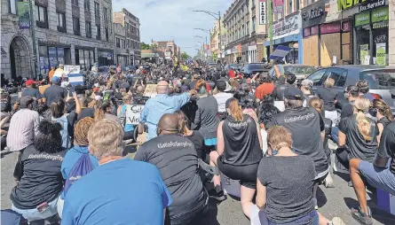  ?? GRACE HAUCK/ USA TODAY ?? A majority of this summer’s racial justice protests in Chicago were nonviolent, like this peace walk.