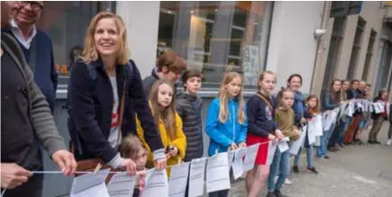  ?? FOTO JORIS HERREGODS ?? Eerder protesteer­de een aantal ouders tegen het Meld Je Aan-systeem van de stad Antwerpen.