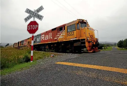  ?? PHOTO: LEILANI HATCH/STUFF ?? Rail currently carries just under a third of our exports to port. The Government wants to increase that.