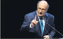  ?? DANIEL TEIXEIRA/ESTADÃO ?? • Geraldo Alckmin (PSDB): A exemplo de Meirelles, foi ao ato do Mulheres do Brasil; candidatos deram as mãos e cantaram juntos