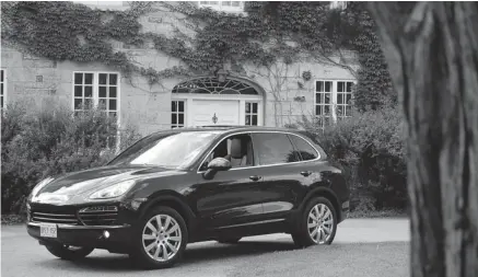  ?? PHOTOS: DEREK MCNAUGHTON/POSTMEDIA NEWS ?? The 2013 Porsche Cayenne’s base model comes with a 300-hp V6 and, with the driver rowing the gears, sprints to 100 km/h in 7.5 seconds.