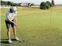  ??  ?? TAKING AIM: Already having made a name for himself as an accomplish­ed golfer, Wian van Aswegen is currently designing his own golf putter at Nelson Mandela University