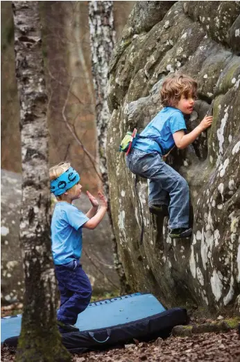  ??  ?? Right: Fitz Caldwell getting the spot on the crux move