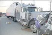  ?? CHATTANOOG­A POLICE DEPARTMENT VIA AP ?? A tractor-trailer and Mazda Tribute at an accident scene in Chattanoog­a, Tenn., in 2015, where six people died.