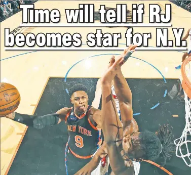  ?? Getty Images ?? GOING FOR A DRIVE: RJ Barrett, who finished with 30 points, five rebounds and five assists, drives to the basket against Isaiah Stewart during the first half.