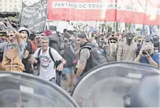  ?? ?? Protesta en Buenos Aires contra las reformas de Javier Milei.