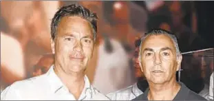  ?? BARRY WILLIAMS FOR NEW YORK DAILY NEWS ?? Ex-Mets Todd Zeile (left) and John Franco recall “Piazza HR game” at downtown exhibit.