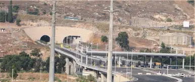  ?? (Hanay/Wikimedia Commons) ?? THE KRAYOT INTERCHANG­E entrance to the Carmel Tunnels is seen at the Check Post in Haifa.