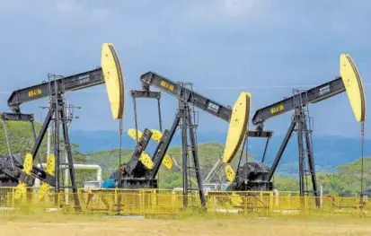  ?? FOTOILUSTR­ACIÓN JUAN ANTONIO SÁNCHEZ ?? El Ministerio de Minas y Energía también detalló que en enero de 2021 se inició la perforació­n de un pozo explorator­io y 33 pozos de desarrollo en el país.