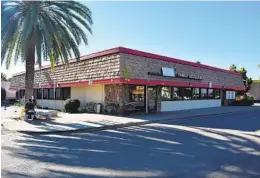  ?? TAMMY MURGA U-T ?? Family House of Pancakes’ National City location closed Jan. 2.