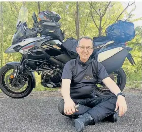  ?? ?? Jürgen „Joga“Brech (63) fährt Dreivierte­l seines Lebens Motorrad und bringt unseren Leserinnen und Lesern die schönsten Strecken in der Region näher.