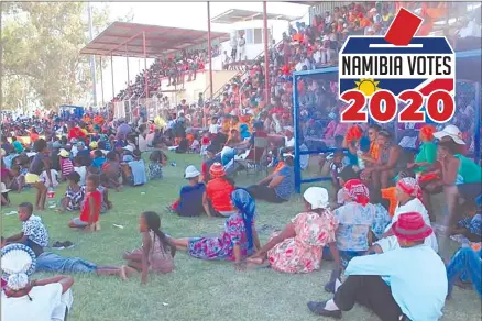  ?? Photo: Contribute­d ?? In solidarity… LPM supporters at a recent political rally in Mariental.