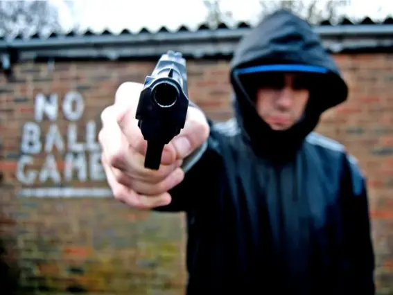  ??  ?? Police recorded 5,911 firearms offences in 2011/12 (Alamy)