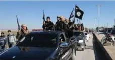  ?? THE ASSOCIATED PRESS ?? Islamic State fighters have reached the southern gates of the predominan­tly Kurdish city of Hassakeh, said the group’s radio station.