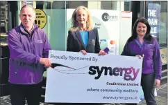  ?? ?? Pat Morrissey and Amanda Richards of Synergy Credit Union presenting lady captain Siobhan Feehan with Synergy Credit Union’s sponsorshi­p for 2022.