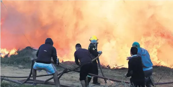  ??  ?? ► Valparaíso, O’Higgins, Maule, Ñuble y Biobío son regiones que han vivido incendios grandes desde 2014 hasta ahora.