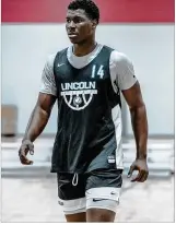  ?? CONTRIBUTE­D ?? Moulaye Sissoko, a threestar recruit who ranks 306th in the 2019 class, according to 247Sports. com, announced his verbal commitment to Dayton on Monday.