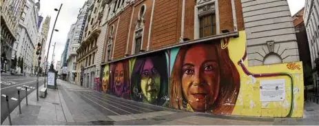  ?? / GETTY IMAGES ?? Una vista de la Gran Vía de Madrid desierta el pasado 6 de abril.