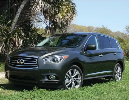  ?? PETER BLEAKNEY FOR THE TORONTO STAR ?? There are three rows of seats in the 2013 Infiniti JX35, though as with most seven-seaters, the third row is cramped for adults.