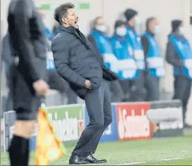  ?? FOTO: EFE ?? Diego Pablo Simeone, entrenador del
Atlético de Madrid, ayer en Bucarest