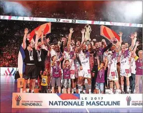  ??  ?? Après la Coupe de la Ligue, les Nantais ont remporté un deuxième trophée.