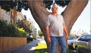  ?? Los Angeles Times ?? JOHN LEDDY near his home in Venice and near where a troubled man intimidate­d residents.