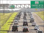  ?? RALPH BARRERA/ AMERICAN-STATESMAN ?? The Central Texas Regional Mobility Authority is planning to build express toll lanes on South MoPac Boulevard (Loop 1).