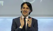  ??  ?? Applausi Simone Inzaghi, 41 anni, mister della Lazio