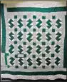 ??  ?? A green-and-white quilt was created by Thelma “Tut” Olevia Franklin of Marvell.