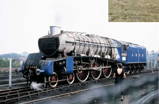  ?? John e. henderson/colour rail ?? The world’s fastest steam locomotive, LNER ‘A4’ No. 4468 Mallard, steams for the first time in its striking, undressed state at the NRM on September 27 1985.