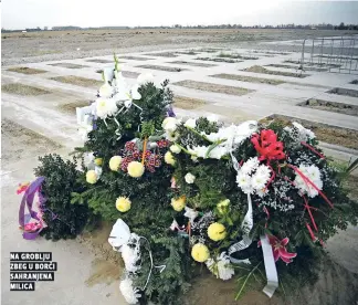  ??  ?? Na groblju Zbeg u borči sahranjena milica