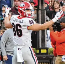  ?? CURTIS COMPTON / CCOMPTON@AJC.COM ?? Third-year sophomore John FitzPatric­k is the heir apparent to start at tight end for Georgia, having played in 12 of 14 games last season.