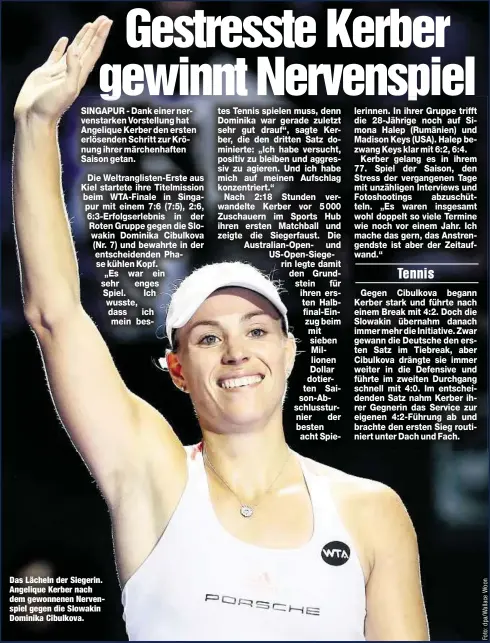  ??  ?? Das Lächeln der Siegerin. Angelique Kerber nach dem gewonnenen Nervenspie­l gegen die Slowakin Dominika Cibulkova.