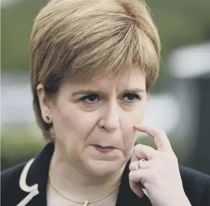  ??  ?? 0 Nicola Sturgeon is facing some huge decisions about independen­ce and Brexit