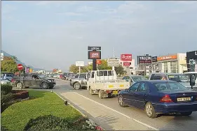  ??  ?? Traffic chaos on the Girne-Alsancak road