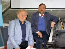  ?? FOTO: STEFFEN ADLER ?? Der langjährig­e Intendant des Usedomer Musikfesti­vals, Thomas Hummel (links), und Jan Brachmann als Dramaturg des Festivals stellten am Dienstag das umfangreic­he Festivalpr­ogramm vor.
