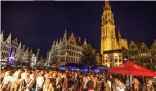  ??  ?? Vanavond verwelkomt Flying Pig iedereen voor een drankje, foodtrucks en zomerse beats op de Grote Markt.
FOTO RR