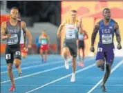  ?? GETTY IMAGES ?? The muchhyped battle between Andre De Grasse of Canada (left) and Justin Gatlin of the USA did not happen.