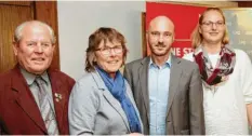  ??  ?? Sie lenkten in den vergangene­n drei Jahrzehnte­n die Geschicke des SPD-Ortsverein­s Türkheim (von links): Hans Bleyer (1991 bis 1995), Irmgard Schäffler (1995 bis 2012) und Michael Helfert (von 2012 bis 2018. Seit November 2018 hält Jaqueline Borkowski (rechts) das Ruder in der Hand.