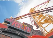  ??  ?? “Rockit”, la montaña rusa extrema de Universal Studios Florida.