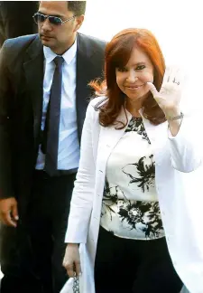  ?? EFE ?? Cristina Fernández llega al juzgado, ayer.