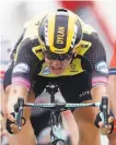  ?? Christophe Ena / Associated Press ?? Dylan Groenewege­n sprints to the Stage 7 win.