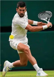  ?? Alastair Grant/Associated Press ?? With a win Sunday, Novak Djokovic, who is 36, would become the oldest male champion at Wimbledon in the Open era.