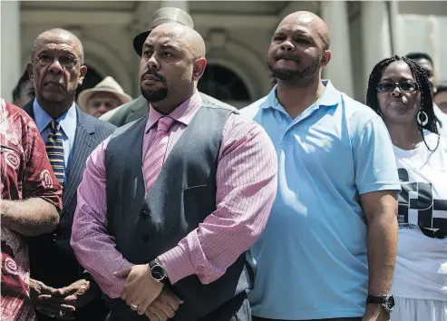  ?? ANDREW BURTON / GETTY IMAGES ?? Kevin Richardson, right, and Raymond Santana were two of the five men wrongfully convicted of raping a woman in Central Park in 1989. A new documentar­y about The Central Park Five left Marni Soupcoff frustrated.