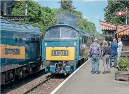  ?? ?? Reflection­s of a Western: D1015 Class 52 Western Champion reflected in the paintwork of Class 50 No. 50035 Ark Royal. JASON HOOD/SVR